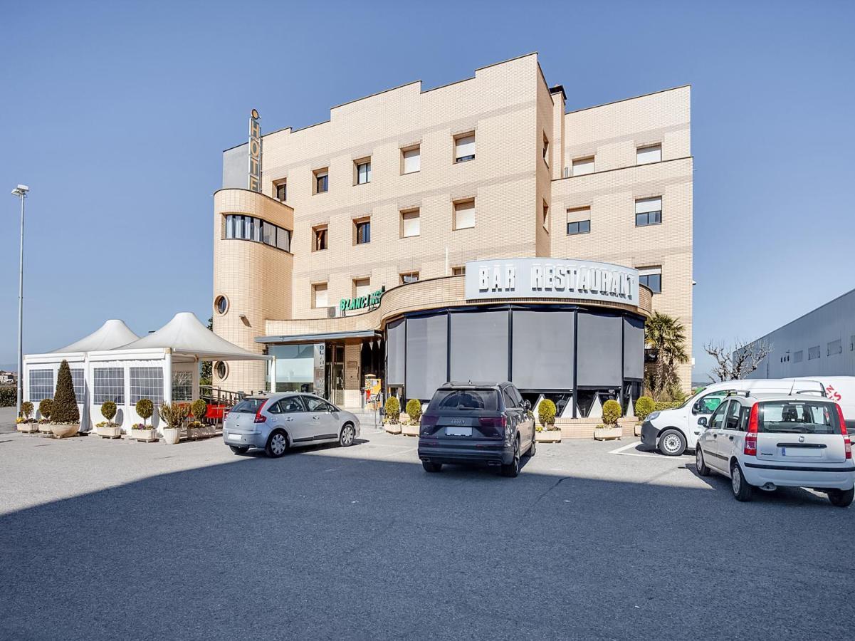 Hotel Restaurante Blanc I Negre 2 Agramunt Exterior foto